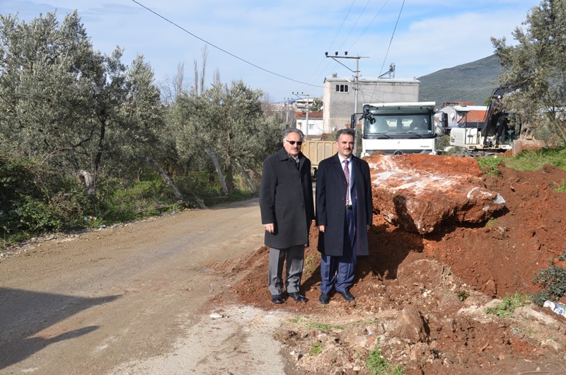 Hastane Yolu 8 Metreye Çıkıyor