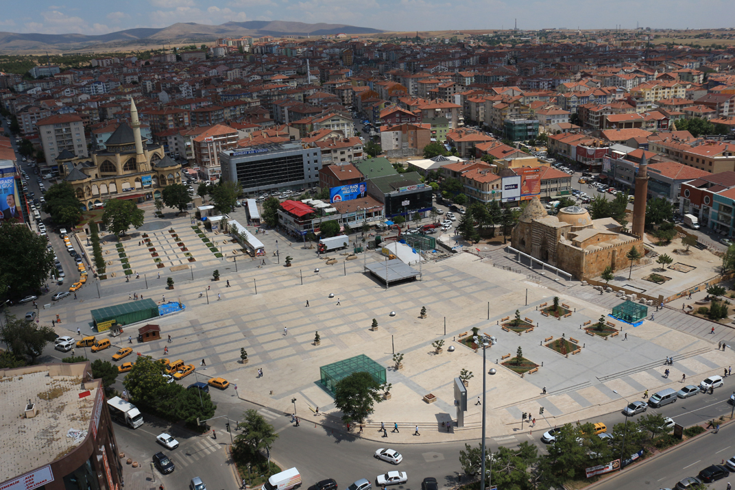 Şehrimize Yakışır Kent Meydanı