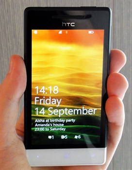 HTC 8s